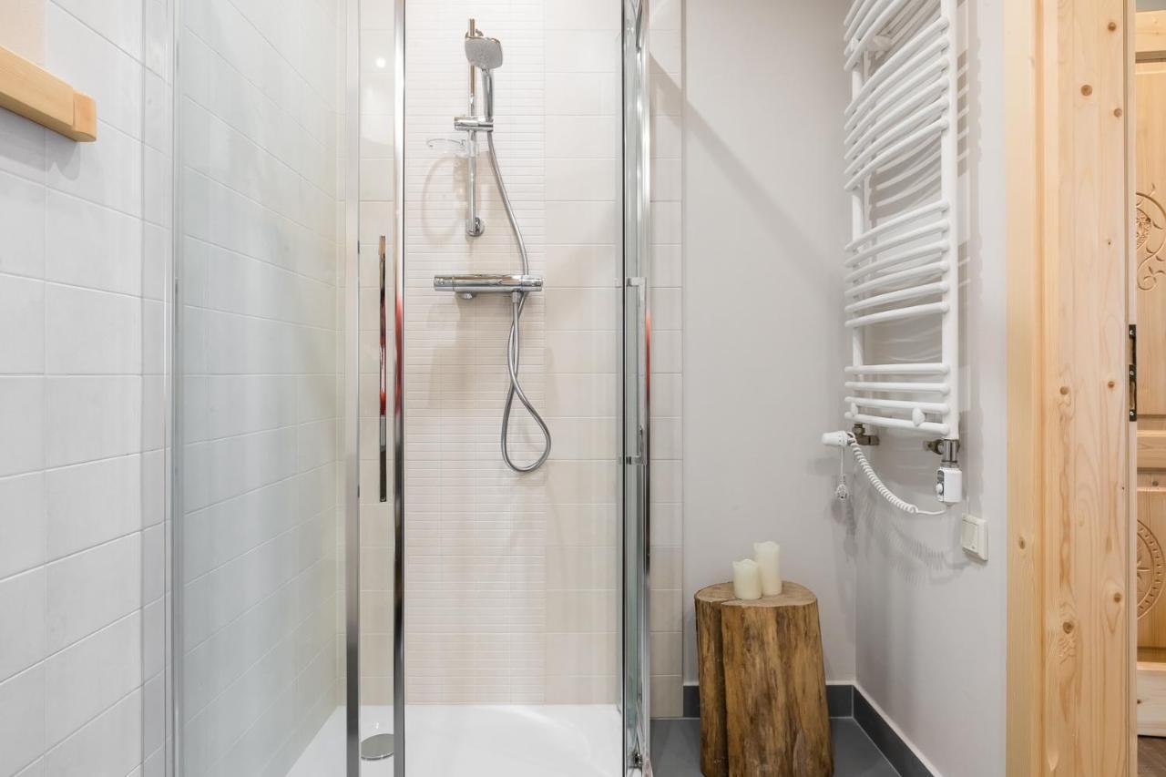Krokus Park Residence Кошелско Екстериор снимка